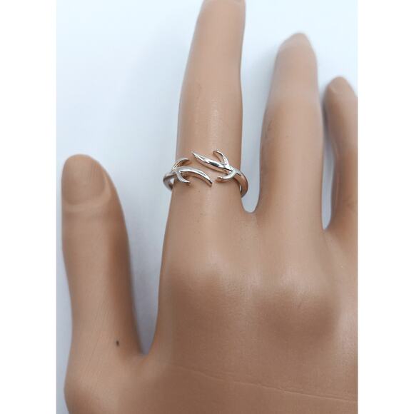 Silver Antler Adjustable Ring Nature Inspired Deer Horn Design Size 6.5 - Picture 1 of 3